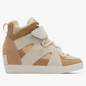 Sorrels sport wedge-  brand new.  Sooo cute